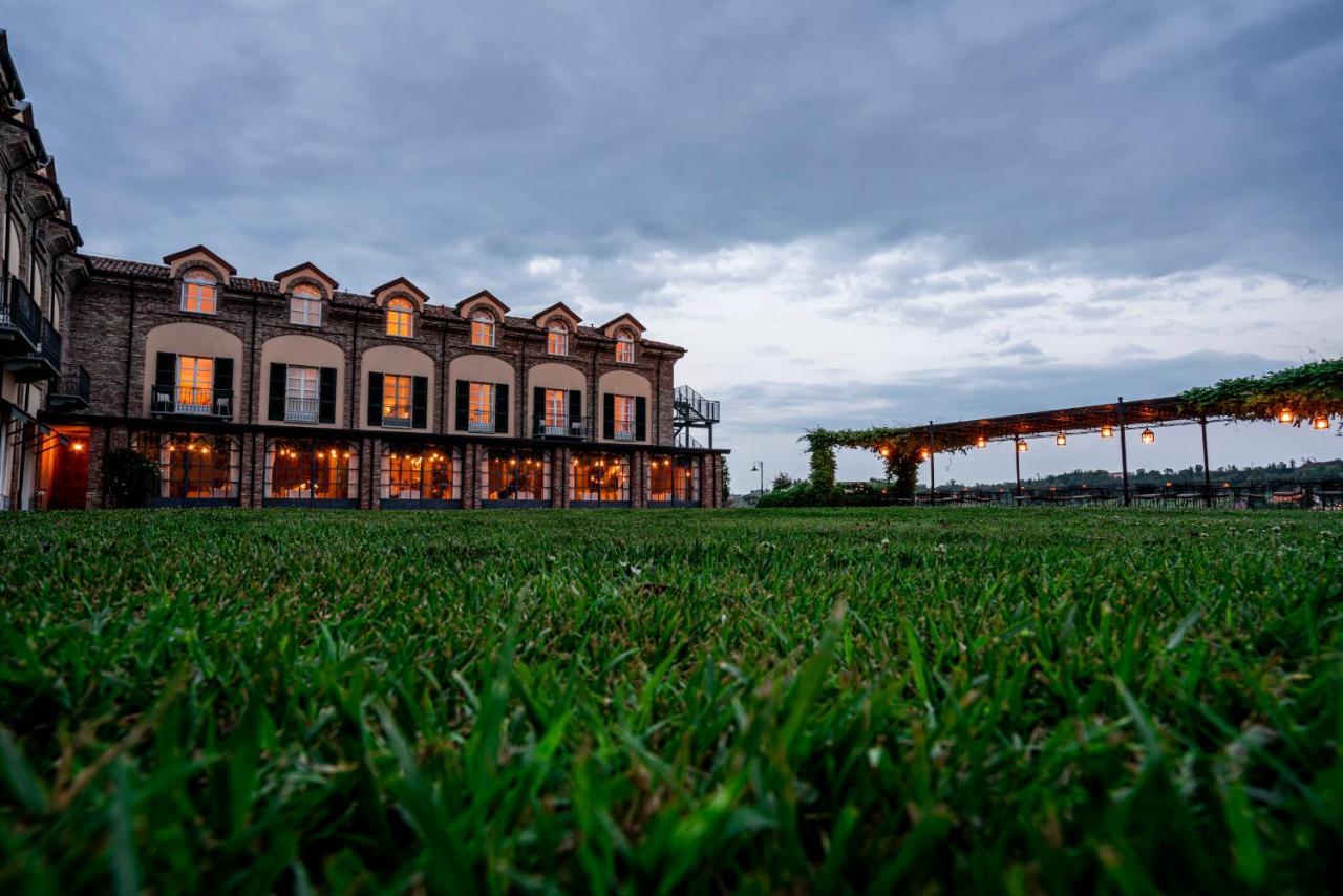 Spinerola Hotel in Cascina&Restaurant UvaSpina Moncalvo Esterno foto