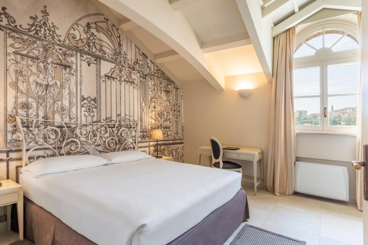Spinerola Hotel in Cascina&Restaurant UvaSpina Moncalvo Esterno foto